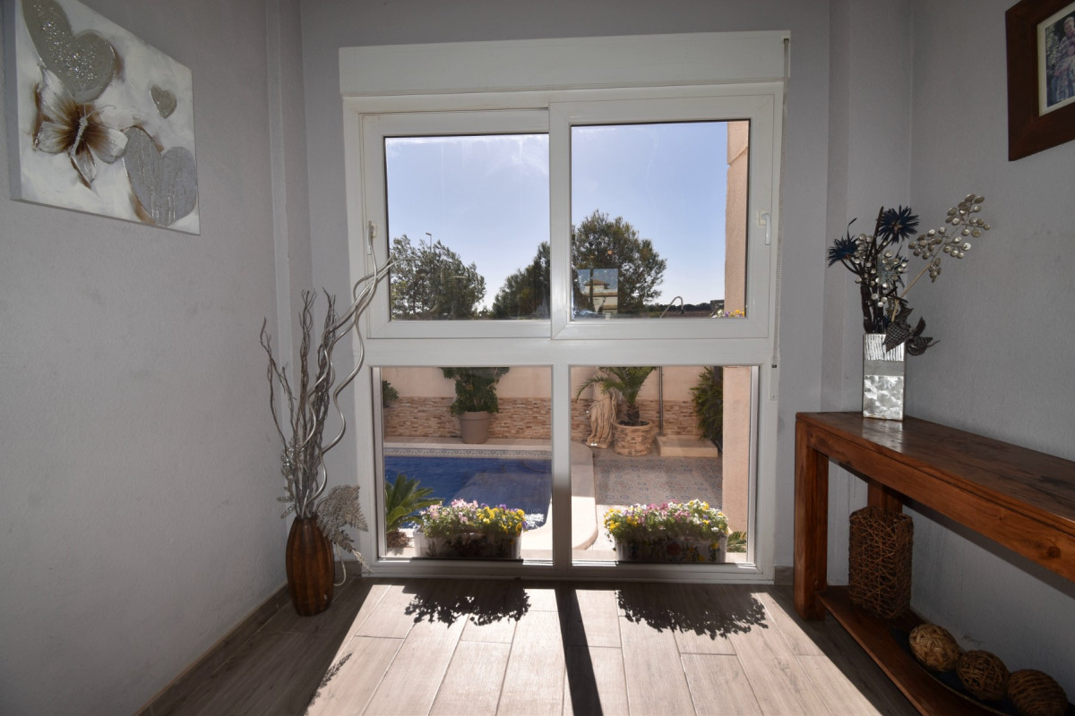 Herverkoop - Vrijstaande Villa - Orihuela Costa - Playa Flamenca