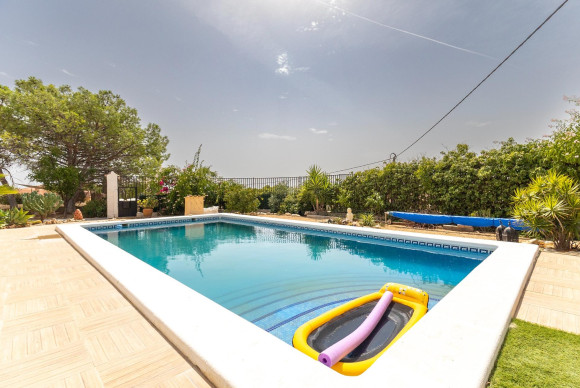 Resale - Country House - Alicante