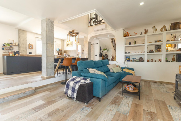 Resale - Country House - Alicante