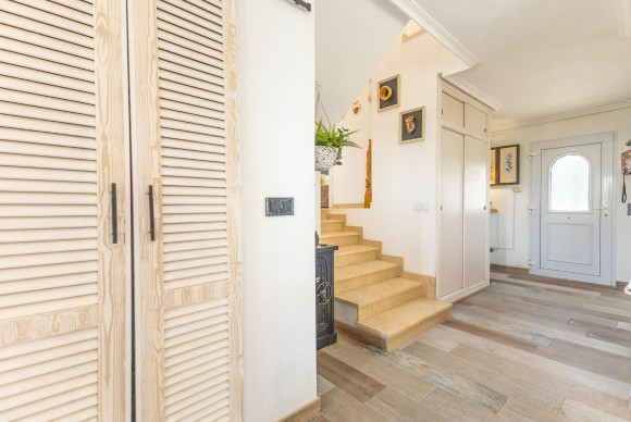 Resale - Country House - Alicante