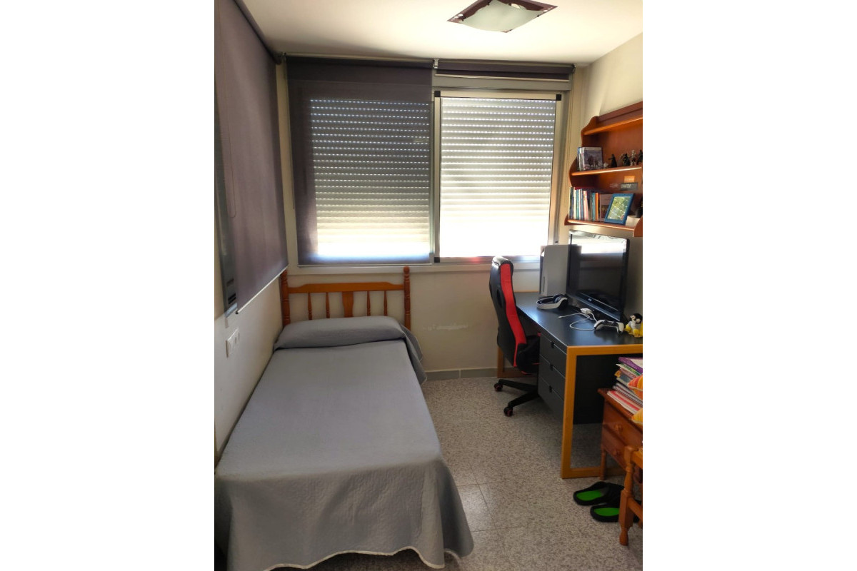 Herverkoop - Apartment / flat - Villajoyosa