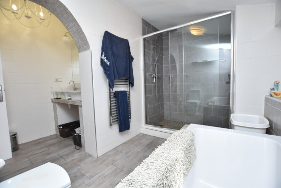 Herverkoop - Landelijke Woning-Finca - Heredades