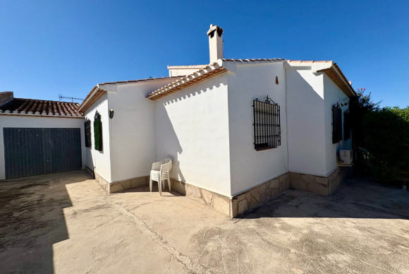 Resale - House - Denia - Montgó