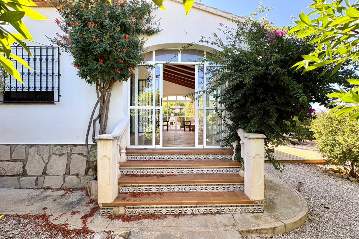 Resale - House - Denia - Montgó