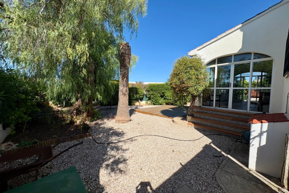 Resale - House - Denia - Montgó