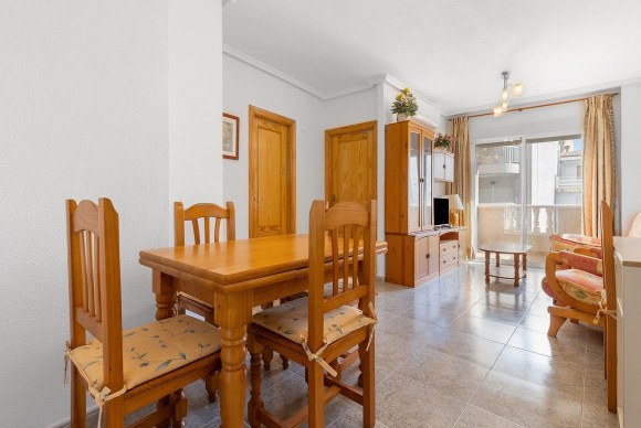 Revente - Appartement - Torrevieja - Centro