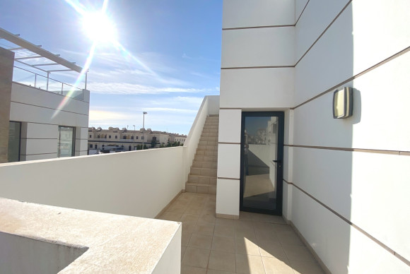 Herverkoop - Vrijstaande Villa - Ciudad Quesada - Doña Pepa