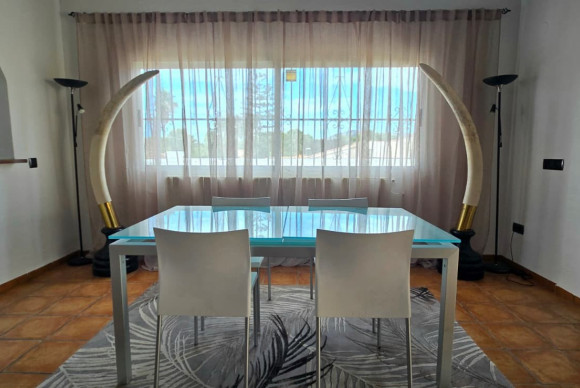 Herverkoop - Vrijstaande woning - La Nucía