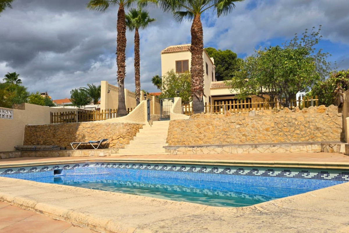 Herverkoop - Vrijstaande woning - La Nucía