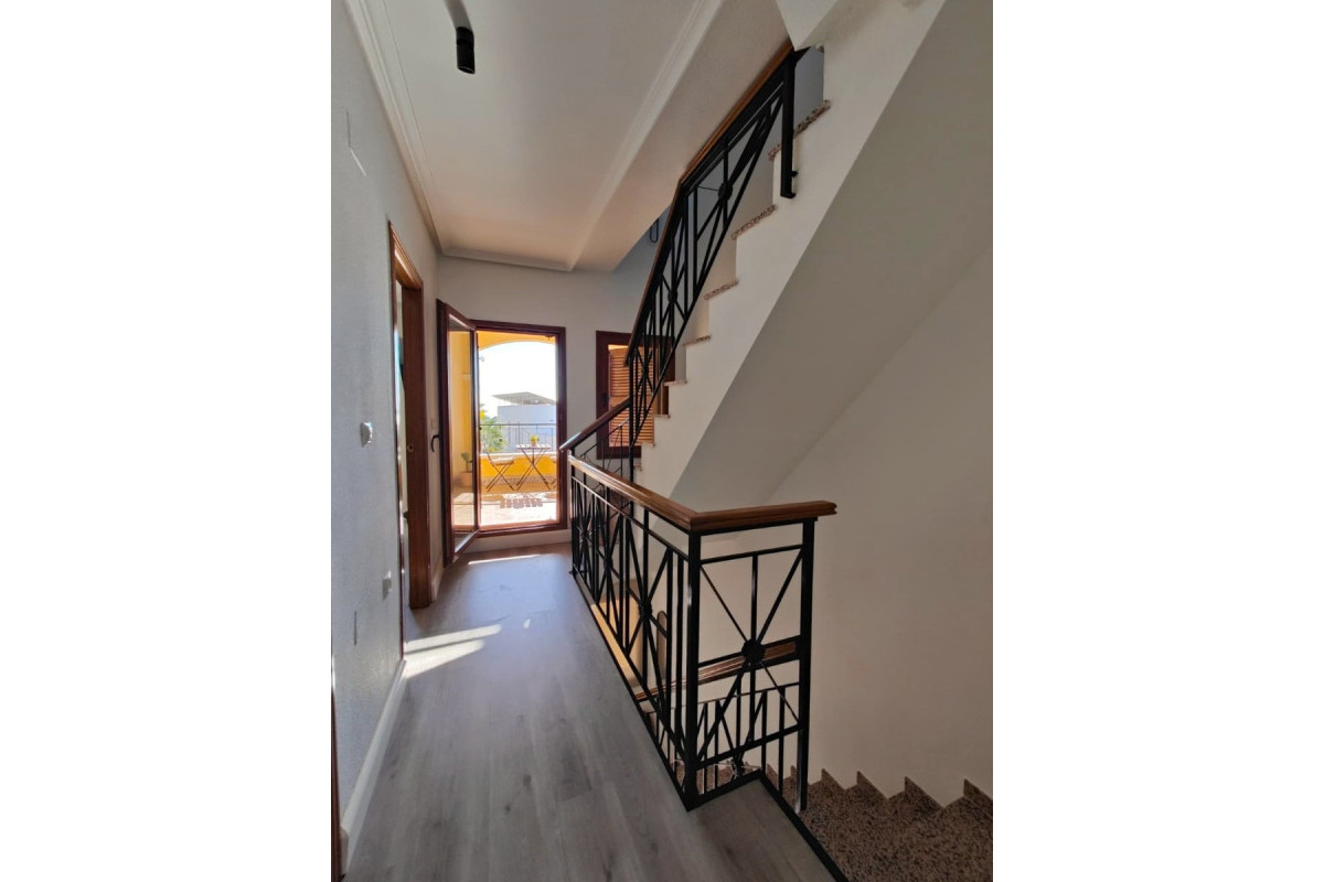 Herverkoop - Half Vrijstaande Woning - Finestrat - Finestrat Urbanizaciones