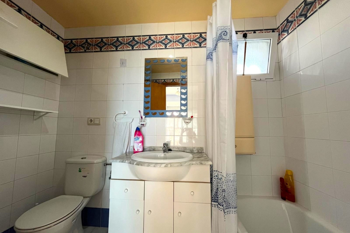 Herverkoop - Apartment / flat - Benidorm - Centro