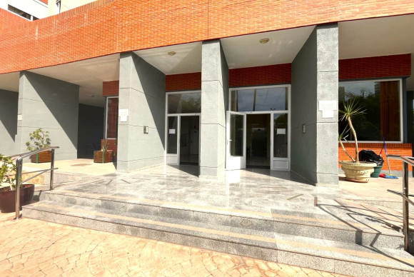 Herverkoop - Apartment / flat - Benidorm - Centro