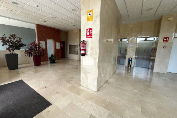 Herverkoop - Apartment / flat - Benidorm - Centro