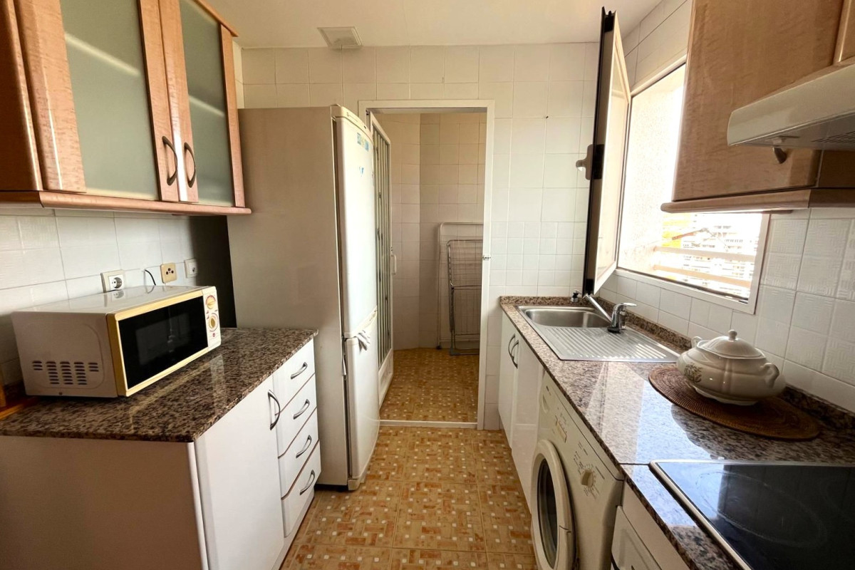 Herverkoop - Apartment / flat - Benidorm - Centro