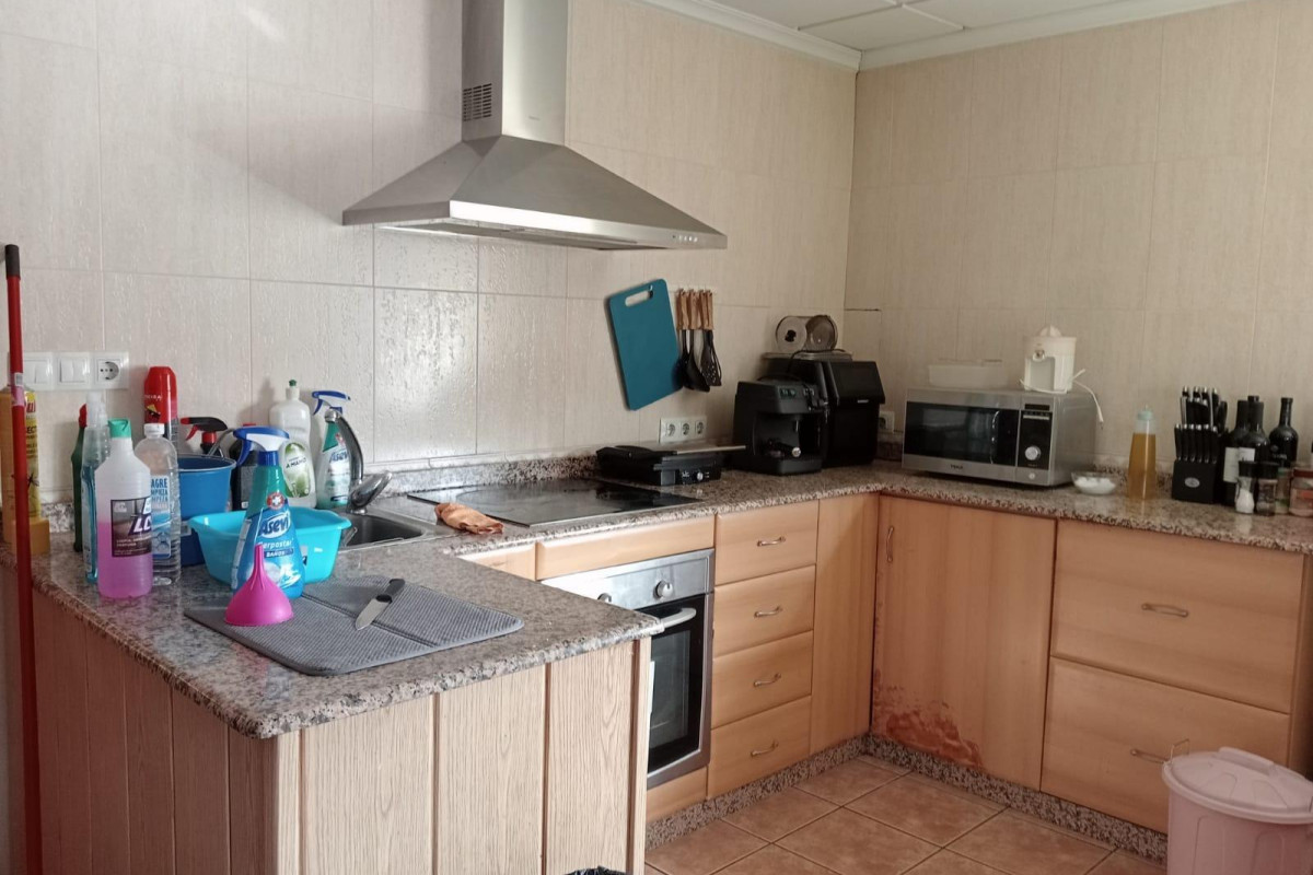 Resale - Country House - Crevillente