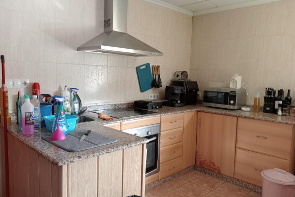 Resale - Country House - Crevillente