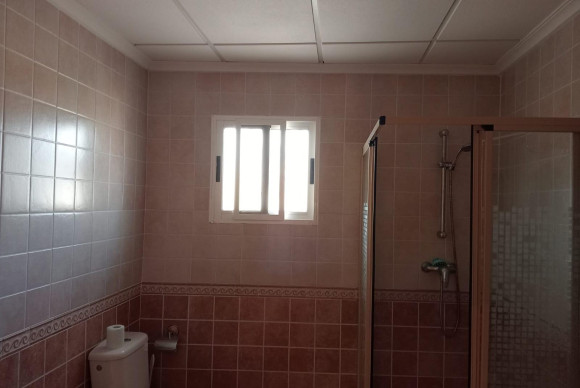 Resale - Country House - Crevillente