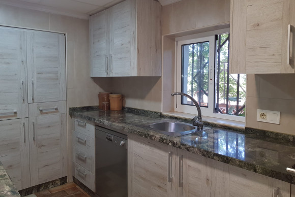 Herverkoop - Landelijke woning - monovar