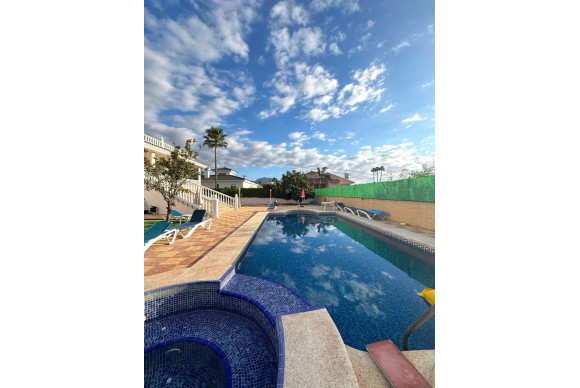 Herverkoop - Villa - Alfaz del Pi - Alfas del Pí