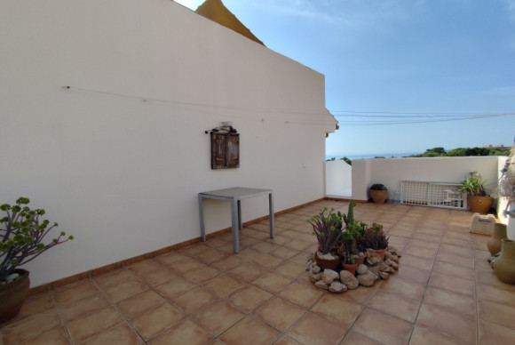 Revente - Appartement - Punta Prima