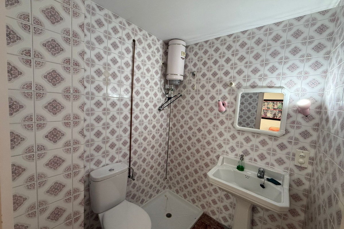 Herverkoop - Lokaal - Tavernes de la Valldigna - Pueblo