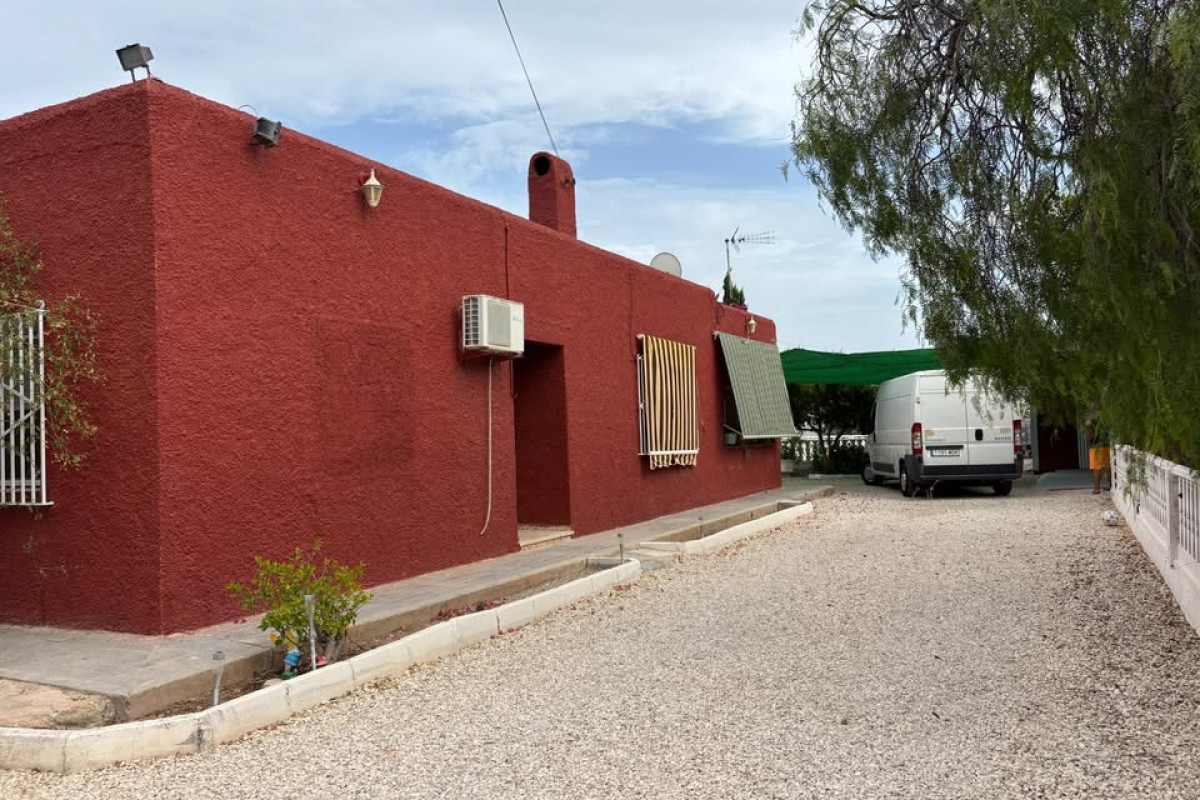 Reventa - Country House - Elche