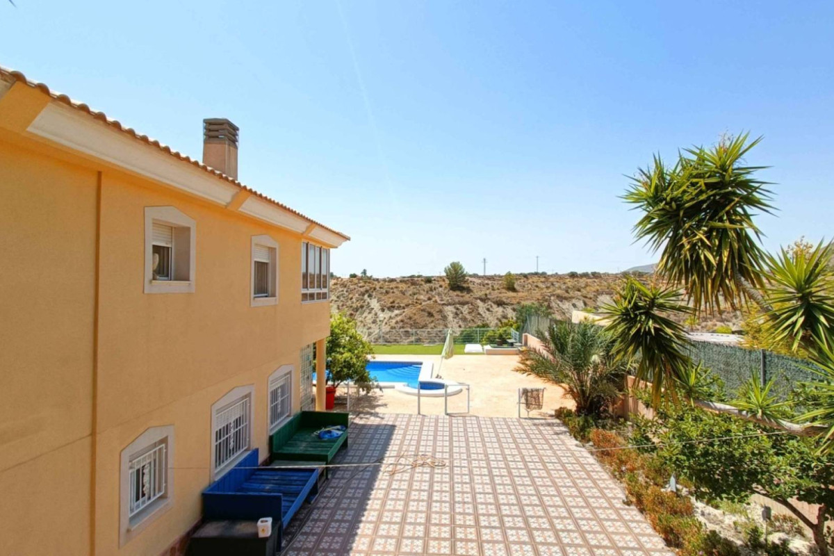 Reventa - Country House - ABANILLA