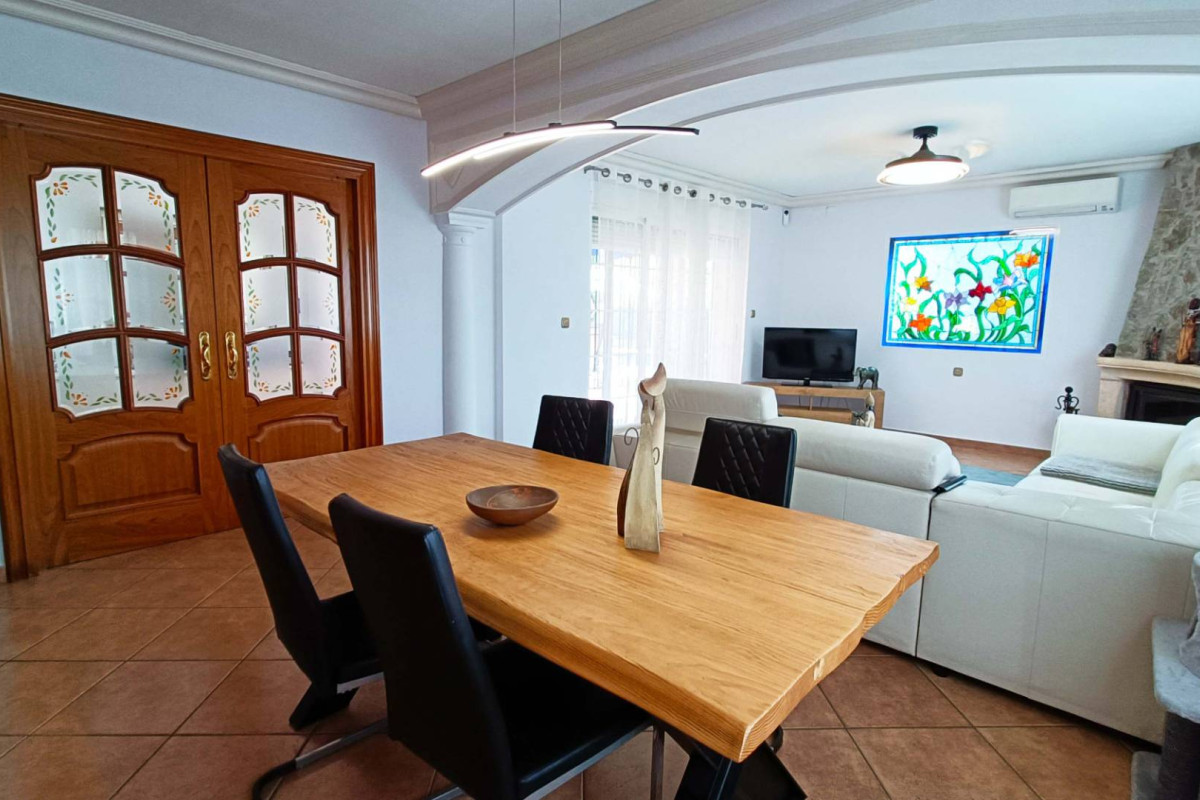 Herverkoop - Landelijke woning - Hondón de los Fráiles