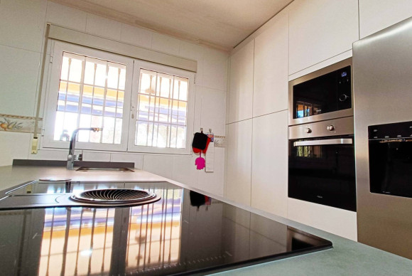 Herverkoop - Landelijke woning - Hondón de los Fráiles