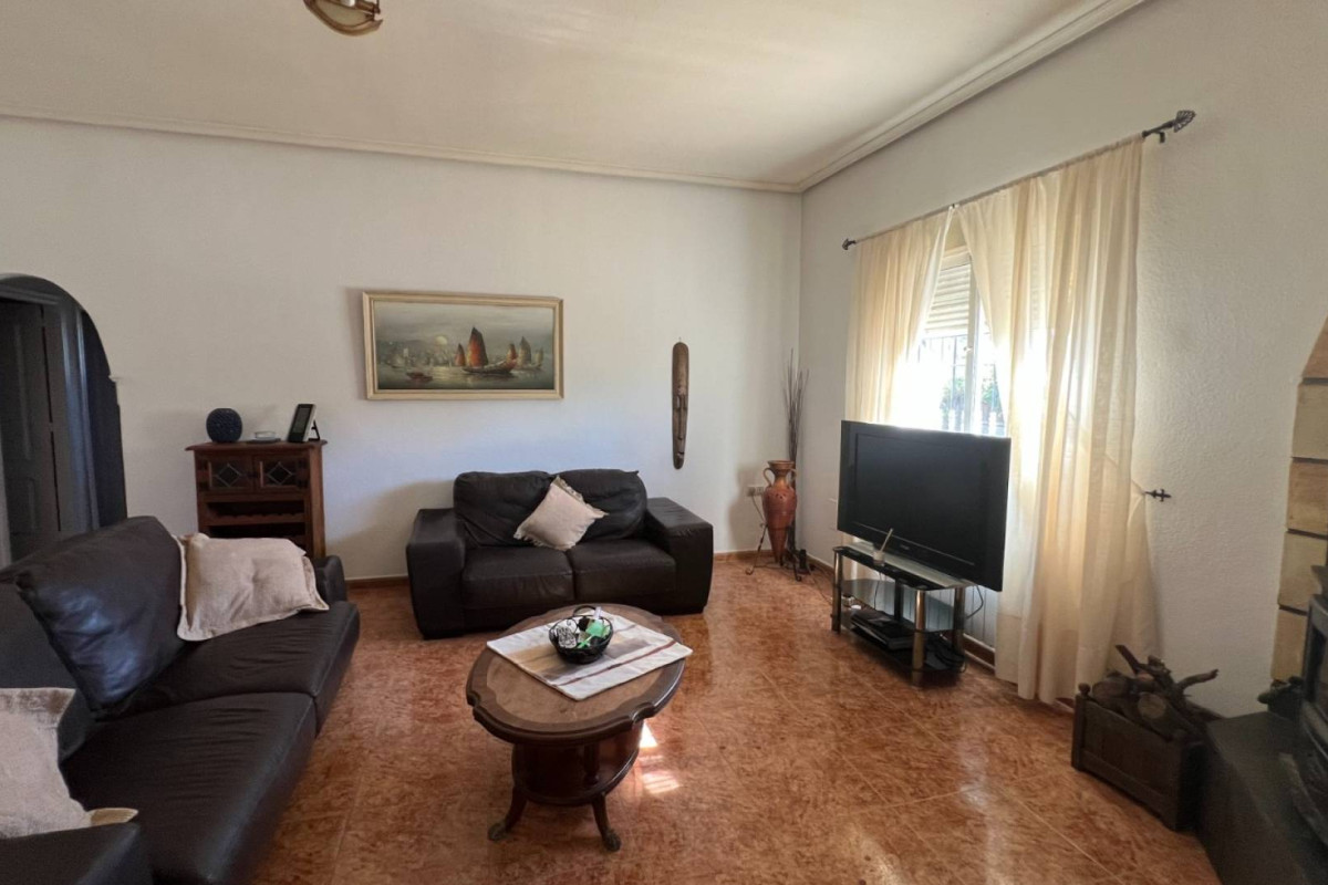 Herverkoop - Landelijke woning - Hondón de los Fráiles