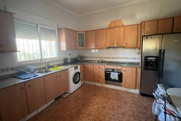 Herverkoop - Landelijke woning - Hondón de los Fráiles