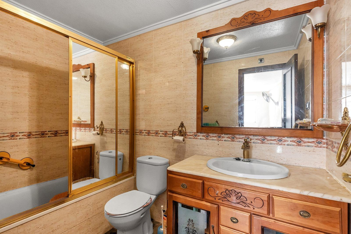 Herverkoop - Appartement  - Torrevieja - Estacion de autobuses