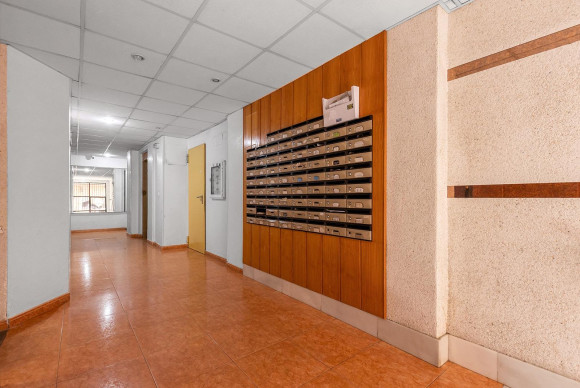 Herverkoop - Appartement  - Torrevieja - Estacion de autobuses