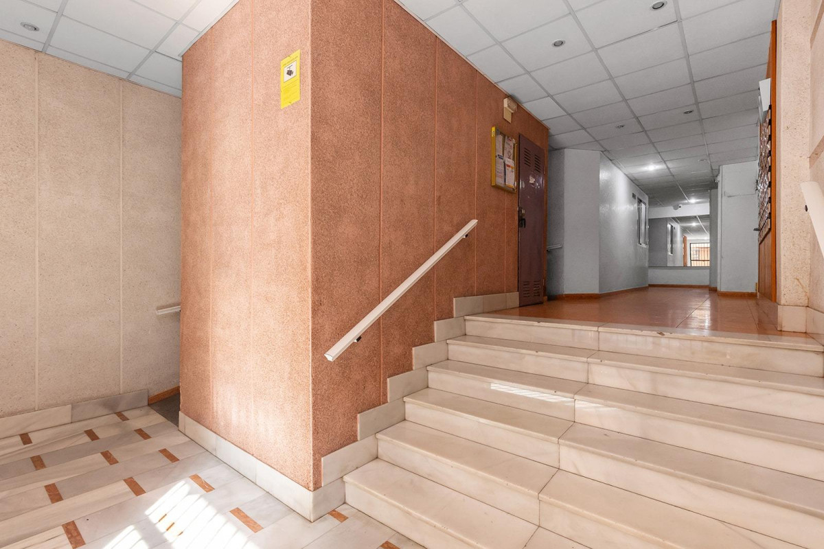 Herverkoop - Appartement  - Torrevieja - Estacion de autobuses