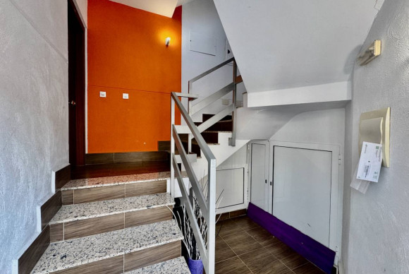 Reventa - Apartamento / piso - Benijofar