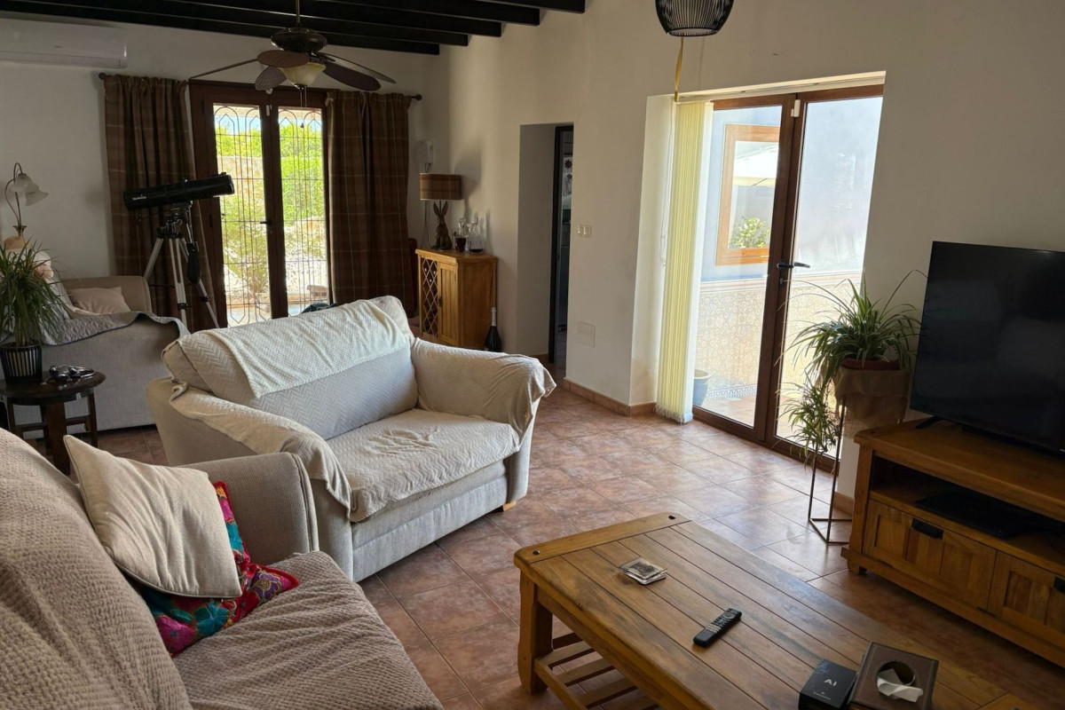 Herverkoop - Vrijstaande Villa - Jacarilla - Jacarilla - Country