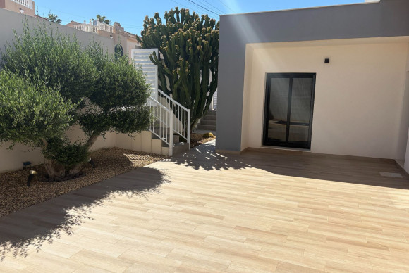 Herverkoop - Vrijstaande Villa - Ciudad Quesada - La Marquesa