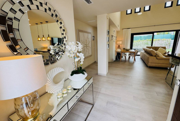 Reventa - Villa - La Finca Golf