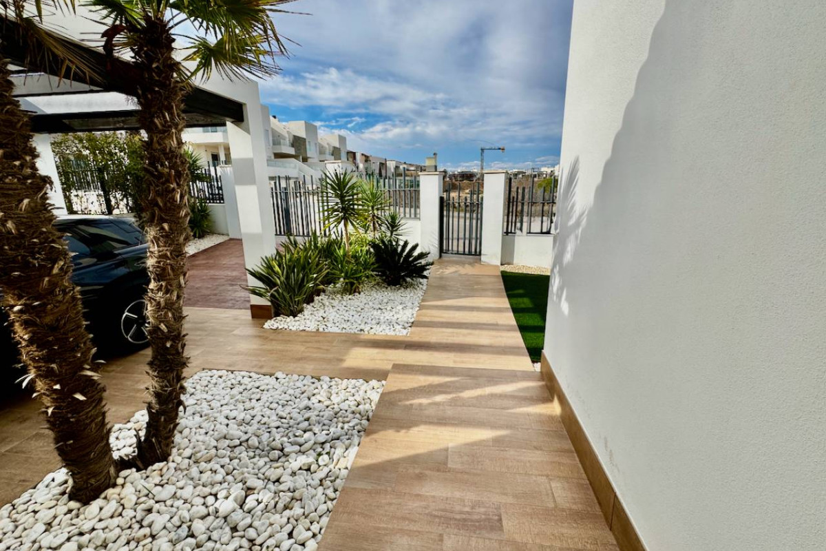 Reventa - Villa - La Finca Golf