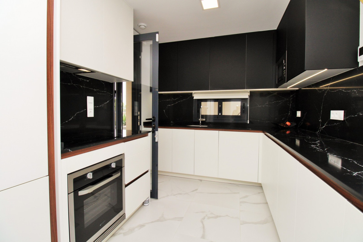 Reventa - Apartamento / piso - San Miguel de Salinas