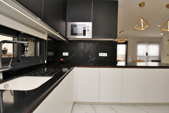 Reventa - Apartamento / piso - San Miguel de Salinas