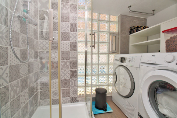 Resale - Townhouse - Villamartin