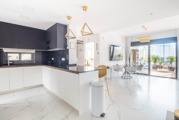 Resale - Apartment  - San Miguel de Salinas