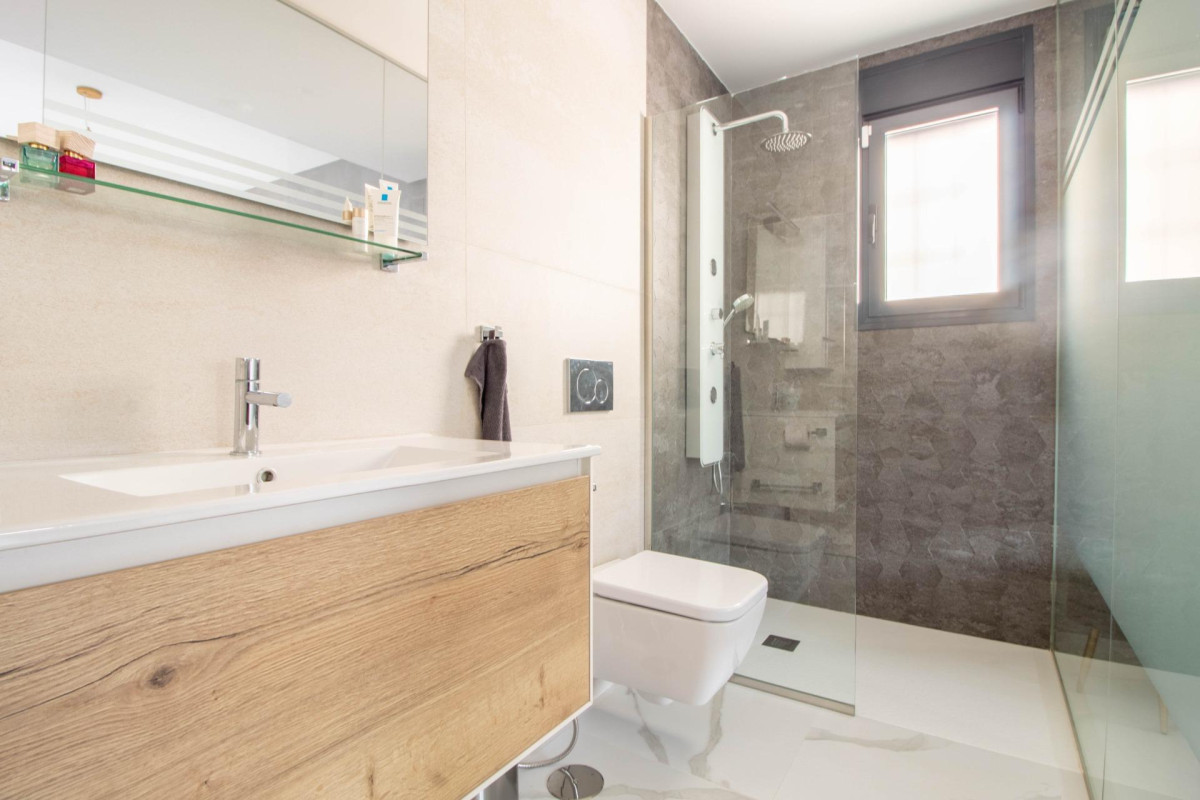 Resale - Apartment  - San Miguel de Salinas