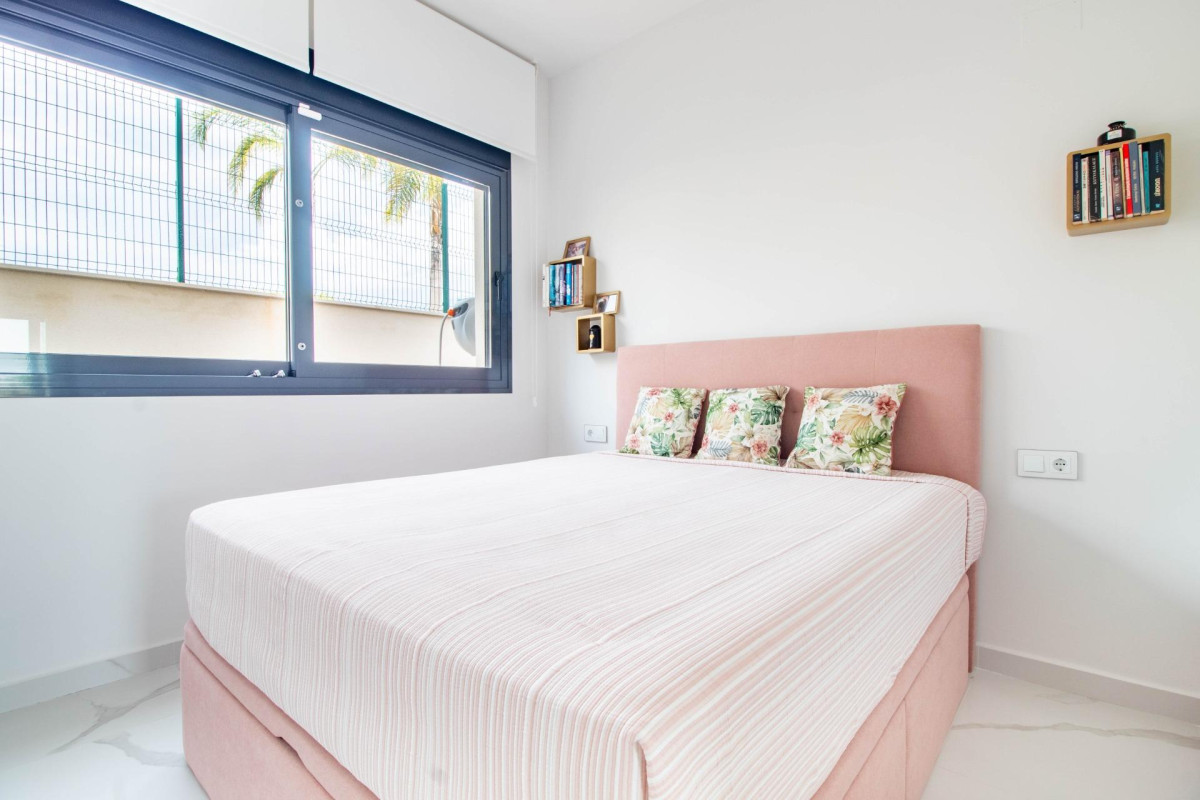 Resale - Apartment  - San Miguel de Salinas