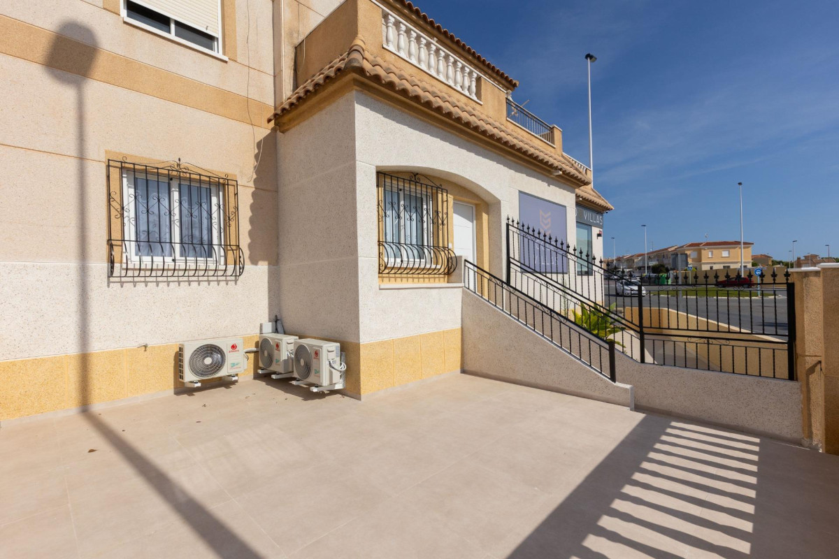 Long Term Rental - Bungalow - Torrevieja - Zona los Frutales