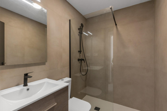 Long Term Rental - Bungalow - Torrevieja - Zona los Frutales