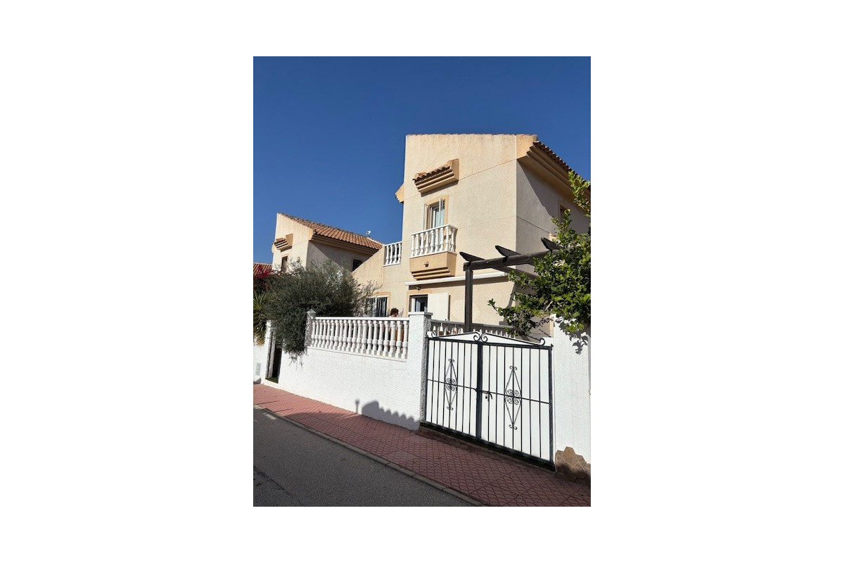 Reventa - Detached Villa - Ciudad Quesada - Airstrip