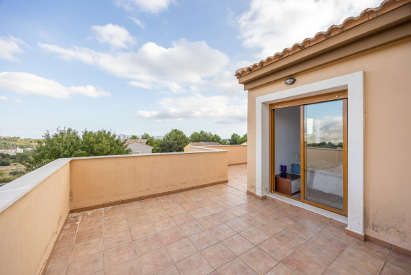 Reventa - Chalet Independiente - Polop