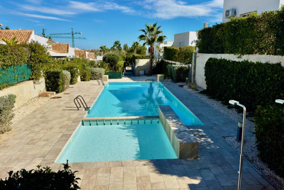 Reventa - Villa - La Finca Golf